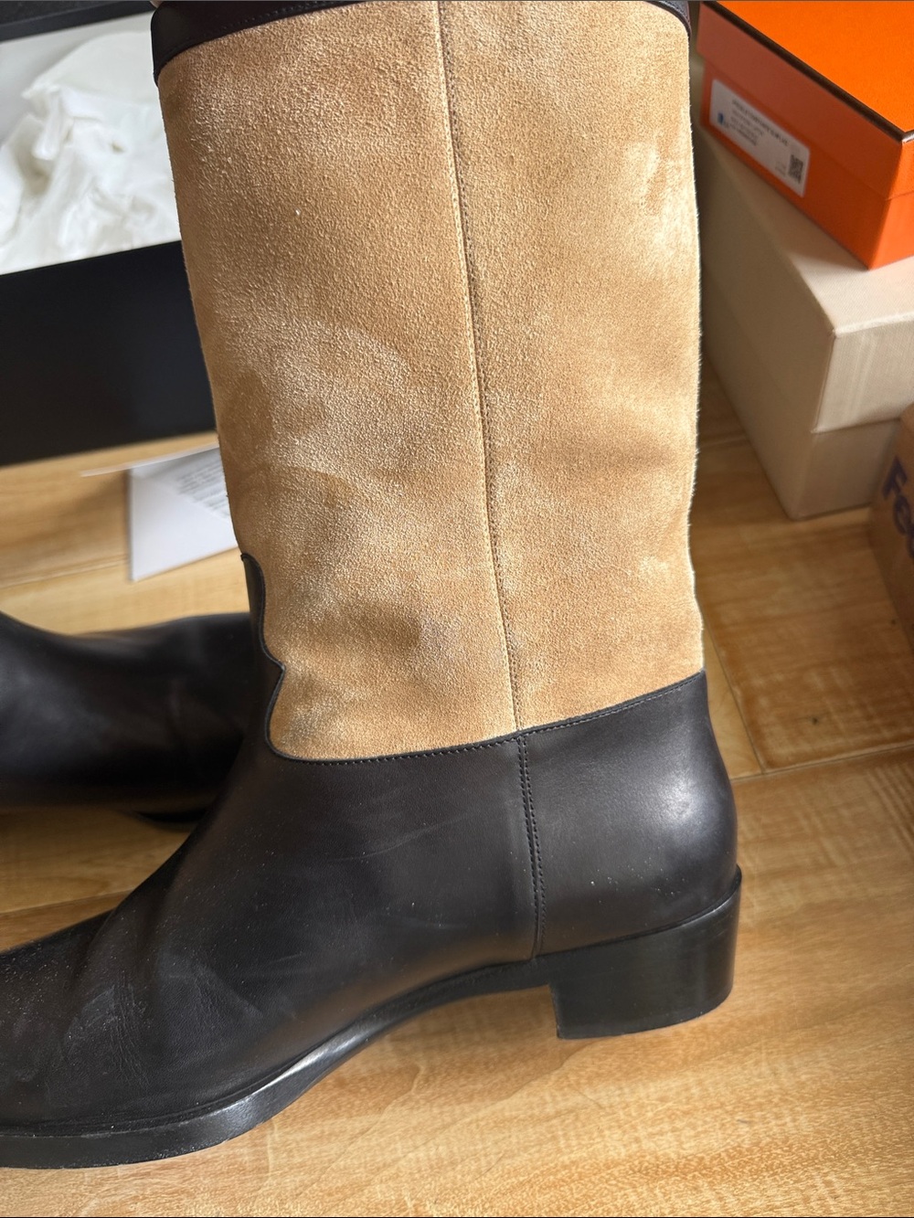 CHANEL Two-Tone Black Leather and Beige Suede Mid-Calf Lace-Up Boots - Picture 5 of 14